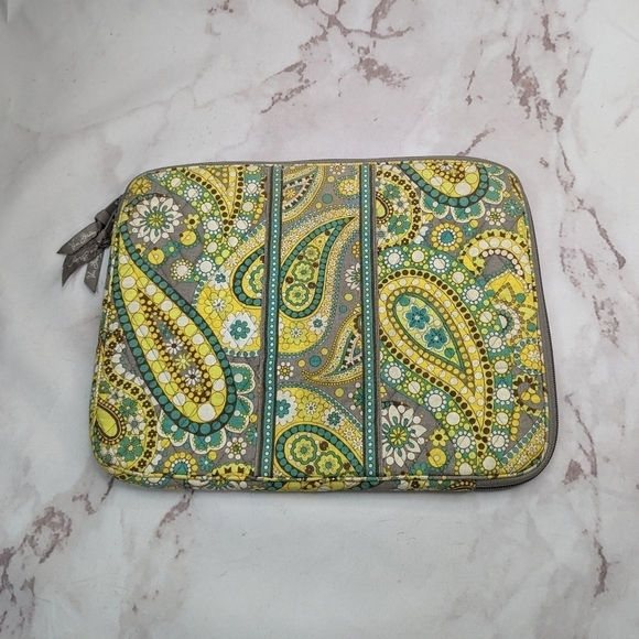 Vera Bradley Laptop Case Blue Yellow Paisley Tapestry Quilted Boho Hippie 11x14 - Picture 1 of 9